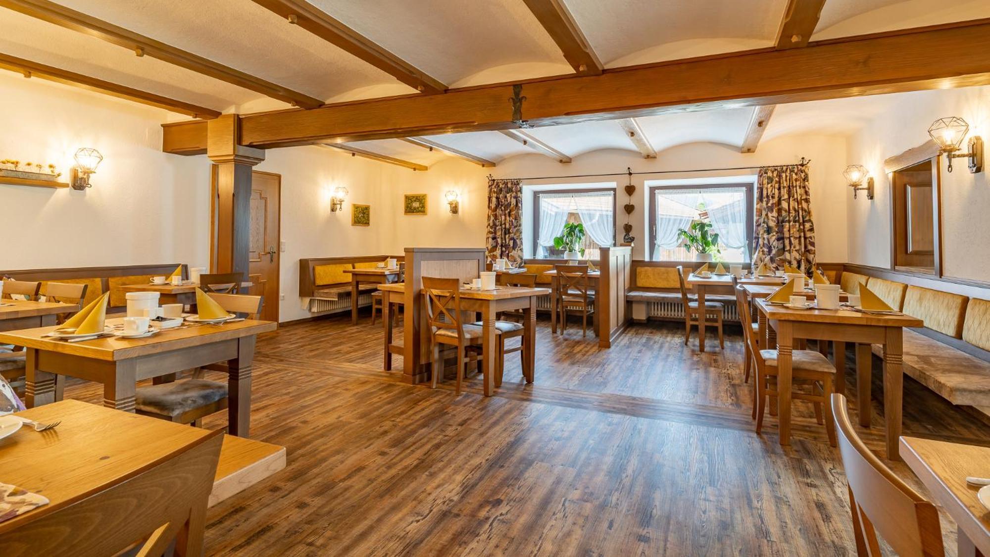 Huberhof Hotel Ruhpolding Exterior photo